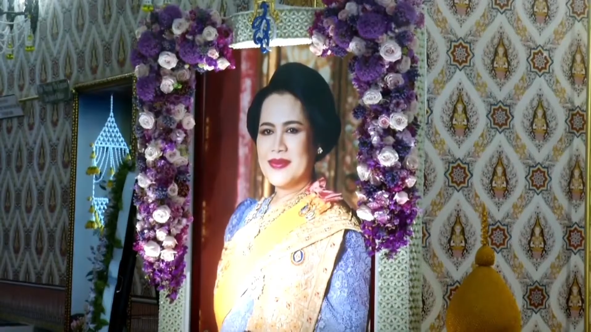 title - สำนักงานการปฏิรูปที่ดินเพื่อเกษตรกรรม รับพระราชทานพระบรมราชานุญาตให้ร่วมเป็นเจ้าภาพบำเพ็ญกุศลถวายพระบรมศพ สมเด็จพระนางเจ้าสิริกิติ์ พระบรมราชินีนาถ พระบรมราชชนนีพันปีหลวง